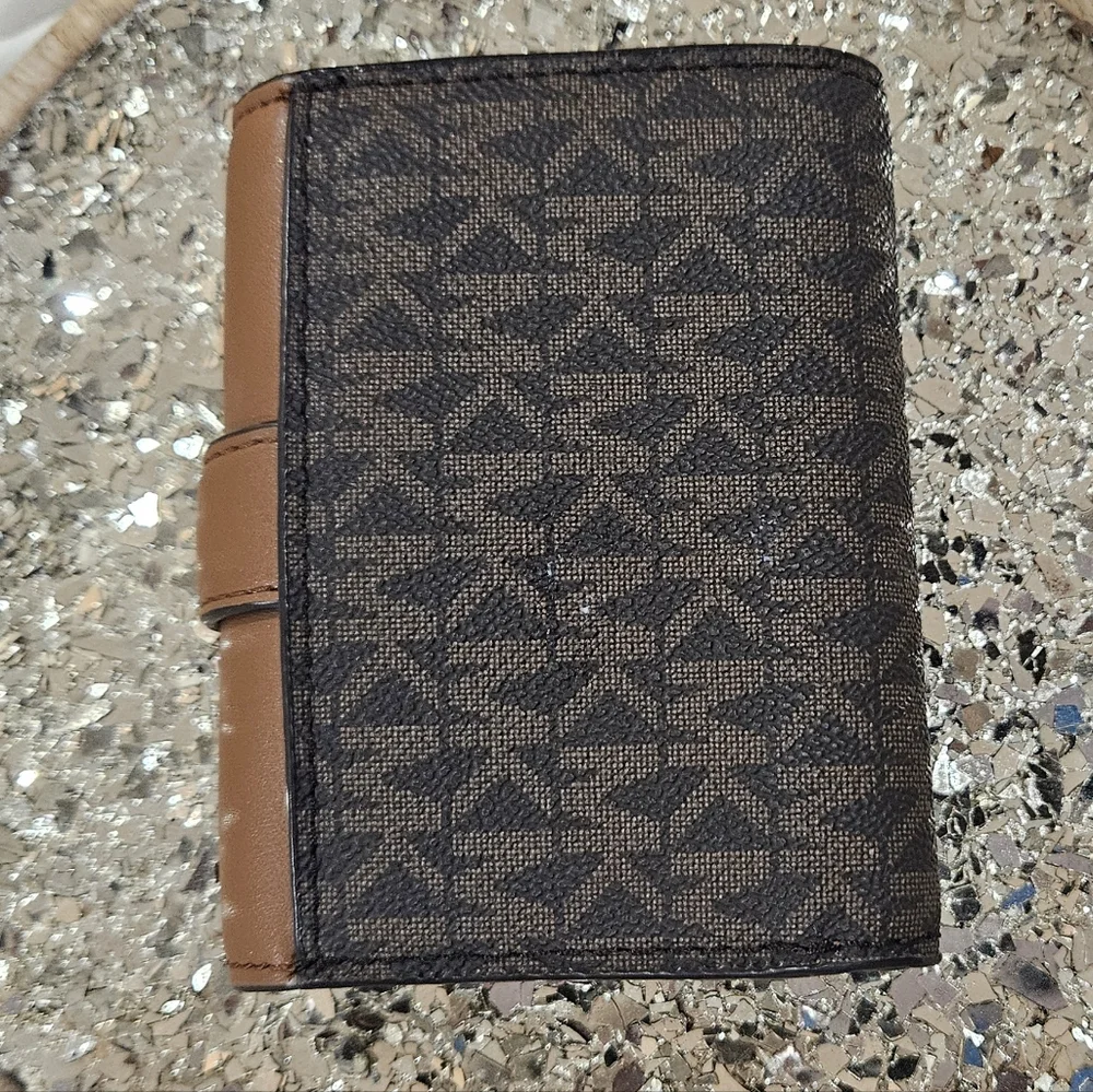 Michael Kors Brown and Black Wallet NWOT